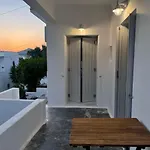 Constantza's House Apartamento Naousa