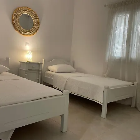 Constantza's House Naousa