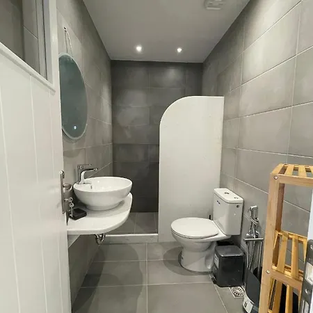 Daire Constantza's House